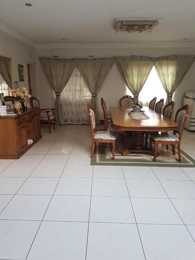 Carlcyn Homestay Gaborone Dış mekan fotoğraf