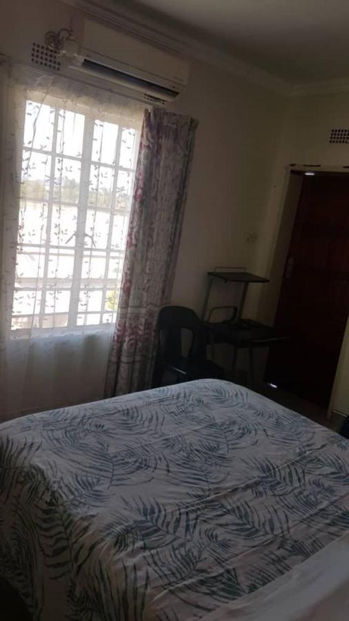 Carlcyn Homestay Gaborone Dış mekan fotoğraf